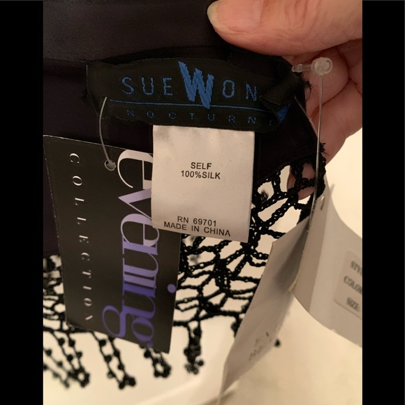 NWT Sue Wong Nocturne 100% Silk Embroidered and Beaded Wrap/Scarf - Picture 4 of 5